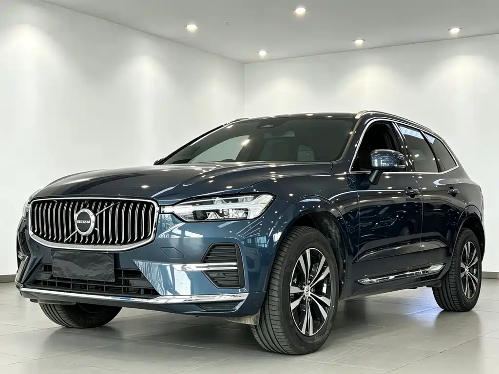 Volvo XC60 2024 — фото 2