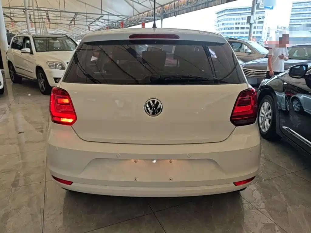 Volkswagen Polo 2016