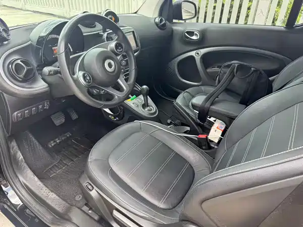 smart fortwo 2018