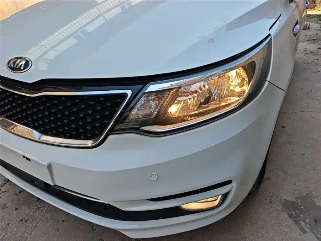 Kia K2 2015 — фото 24