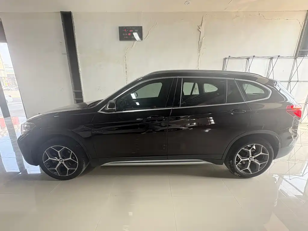 BMW X1 2018 — фото 2