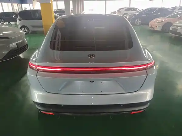 NIO ET5 2023