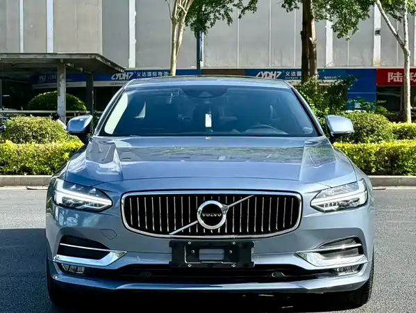 Volvo S90 2020
