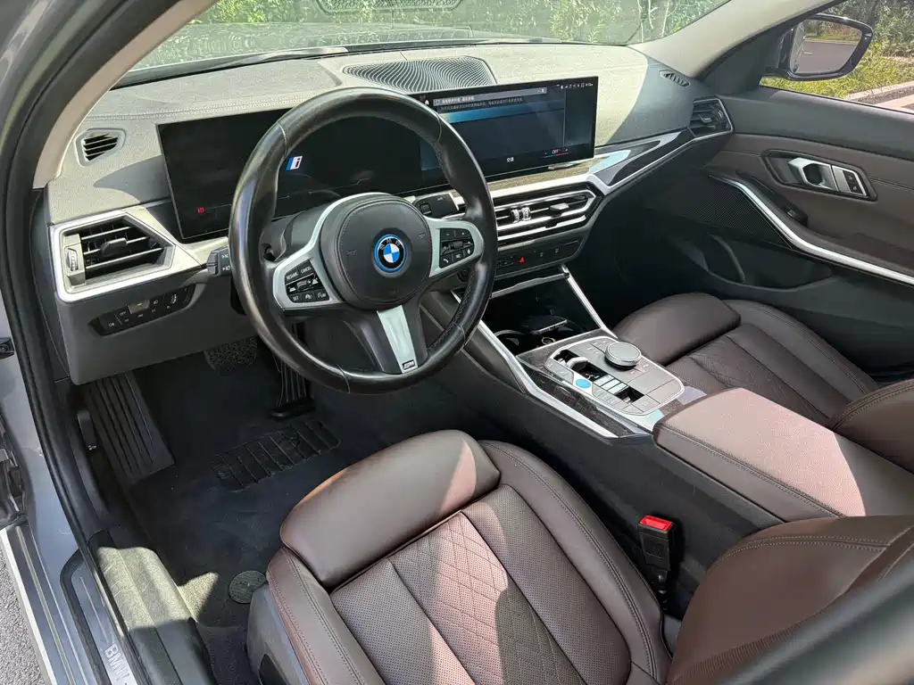 BMW i3 2023 — фото 9