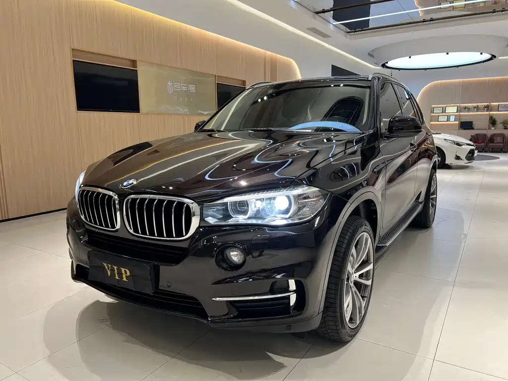 BMW X5 2017 — фото 1
