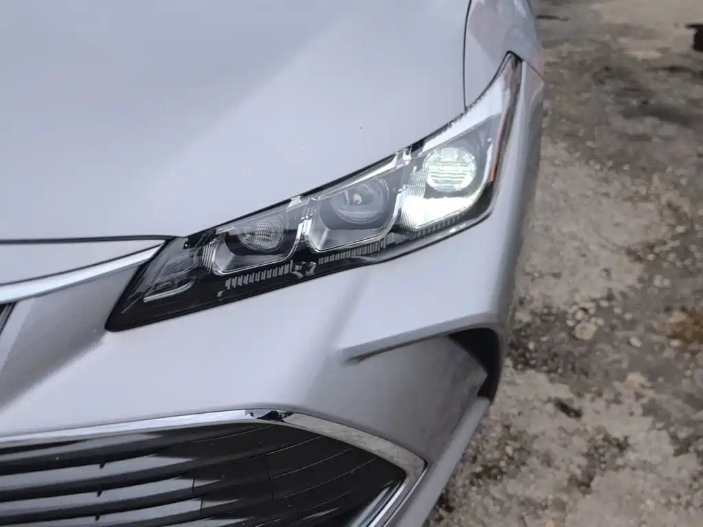 Toyota Avalon 2019 — фото 24