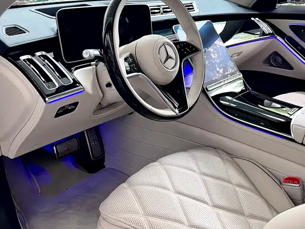 Mercedes-Benz Maybach S-Class 2025