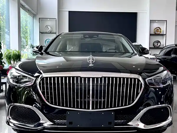 Mercedes-Benz Maybach S-Class 2025