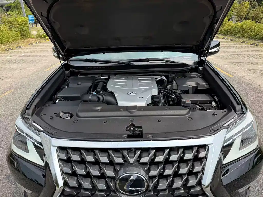 Lexus GX 2022 — фото 19