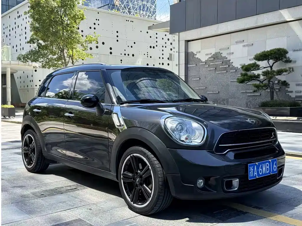 MINI Countryman 2015