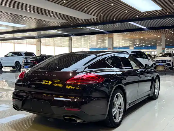 Porsche Panamera 2014