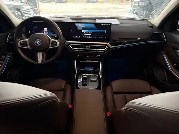 BMW i3 2023