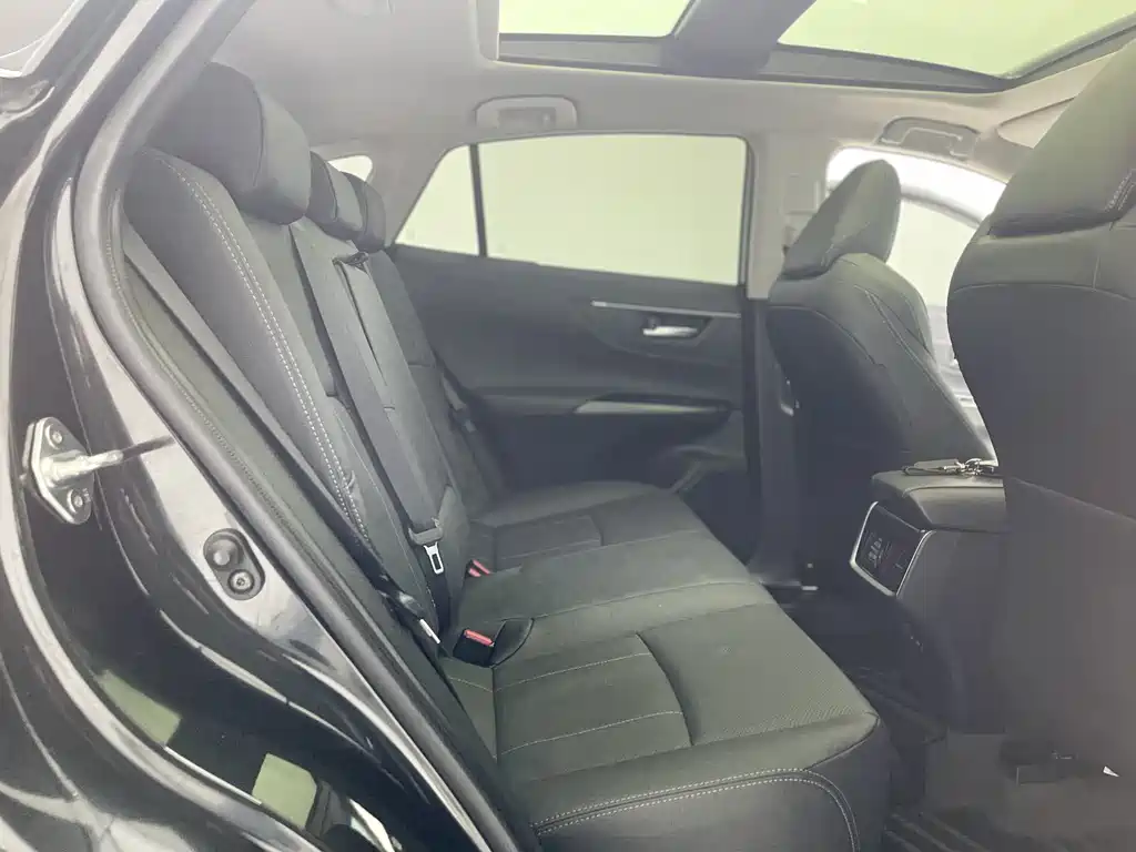 Toyota Harrier 2023 — фото 13
