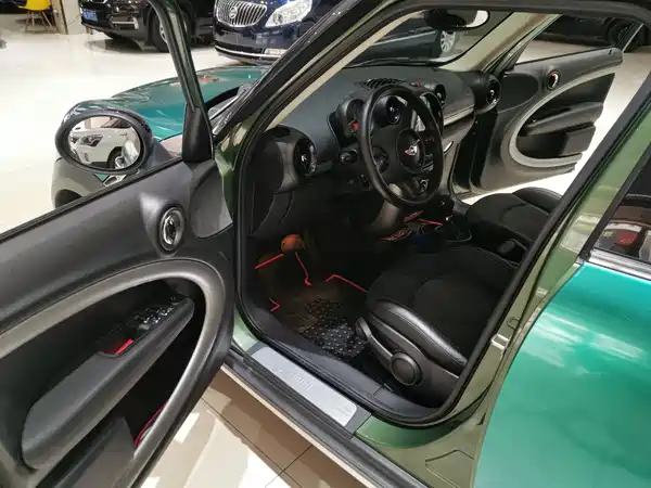 MINI Countryman 2014