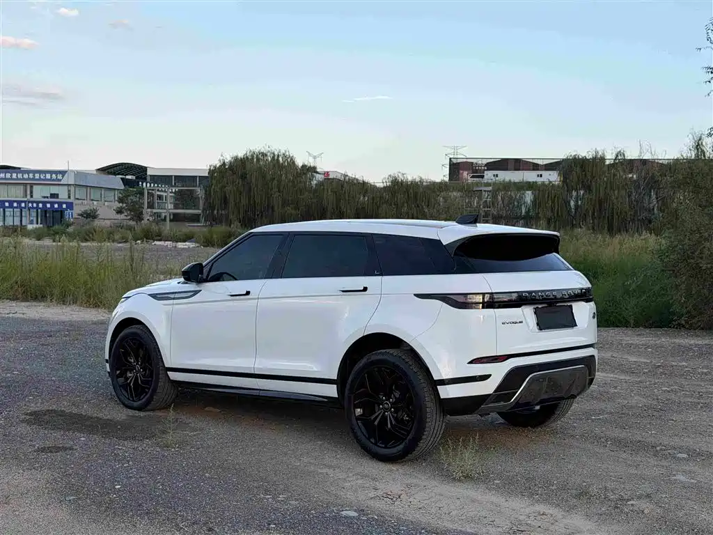 Land Rover Range Rover Evoque 2025 — фото 6