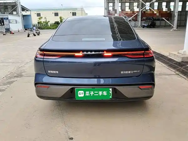Geely Galaxy Starshine 8 2025