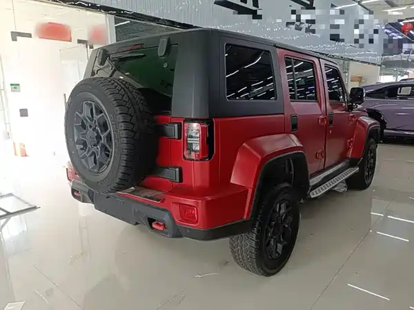 BAIC BJ40 2025
