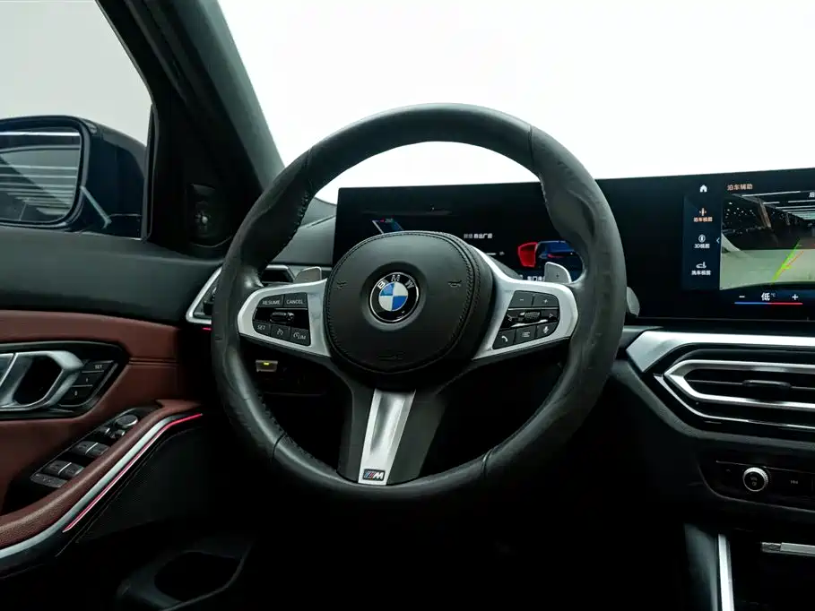 BMW 3 Series 2023 — фото 18