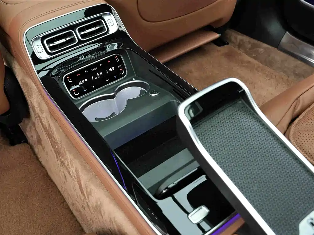 Mercedes-Benz Maybach S-Class 2024 — фото 20