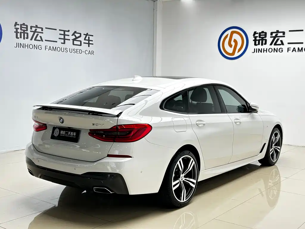 BMW 6 Series GT 2023 — фото 26