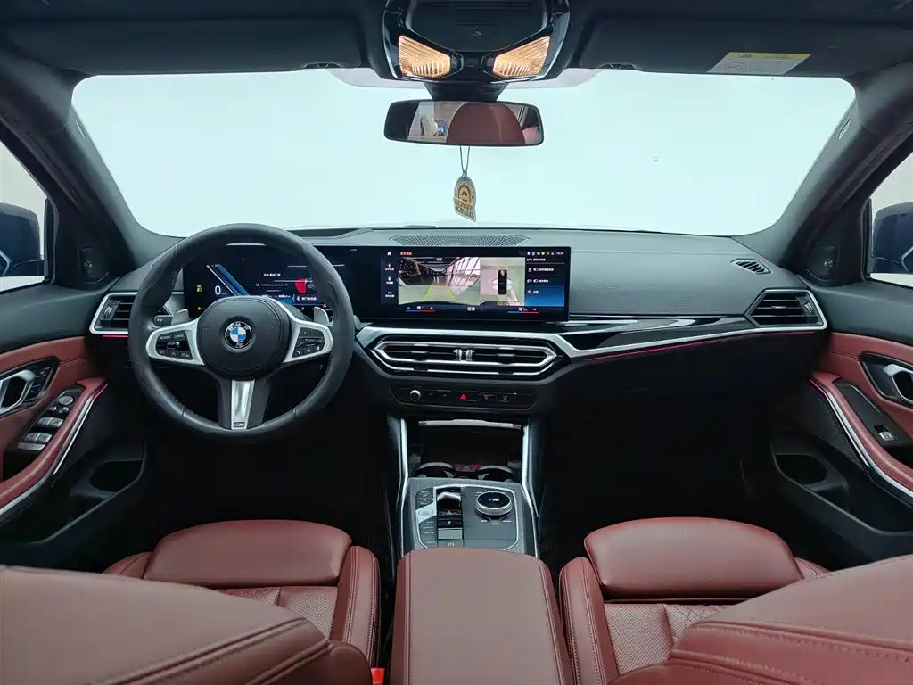BMW 3 Series 2023 — фото 17