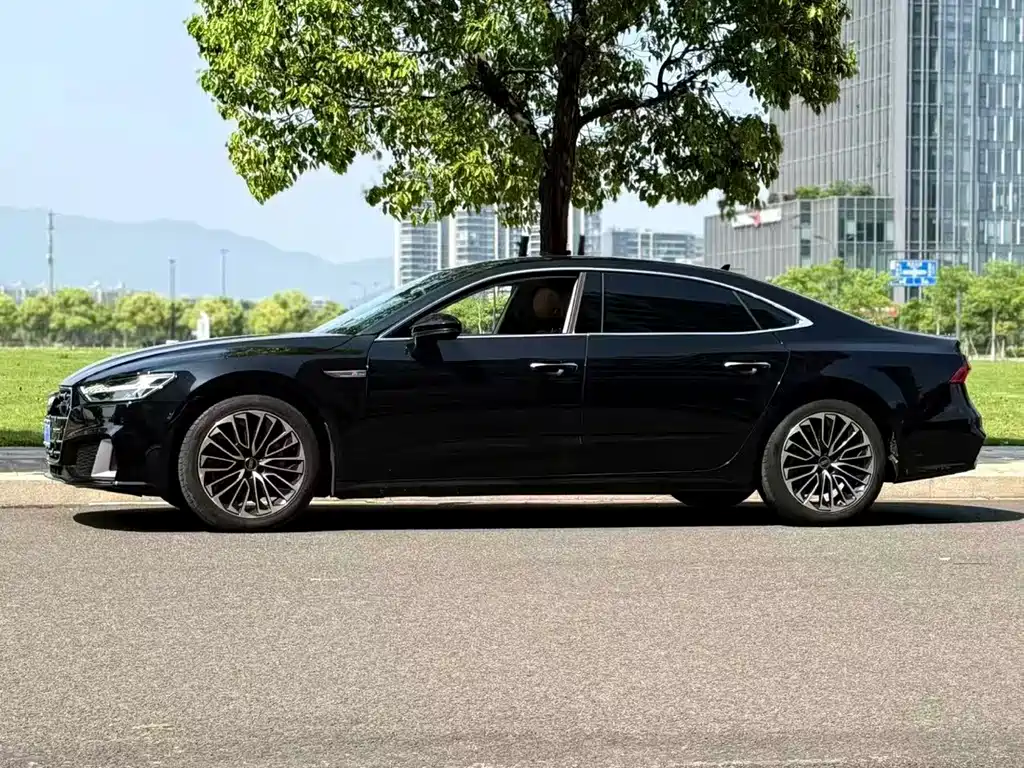 Audi A7L 2024 — фото 5