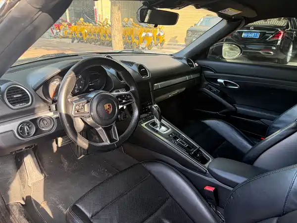Porsche 718 2017
