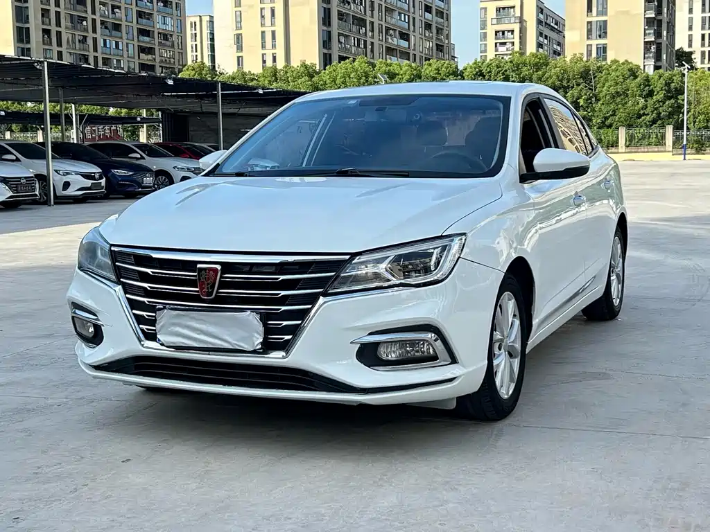 Roewe i5 2021 — фото 1