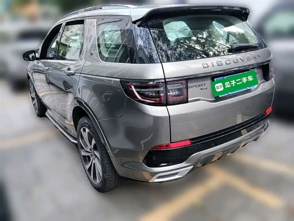Land Rover Discovery Sport 2021 — фото 9