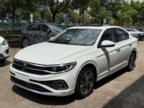 Volkswagen Bora 2022