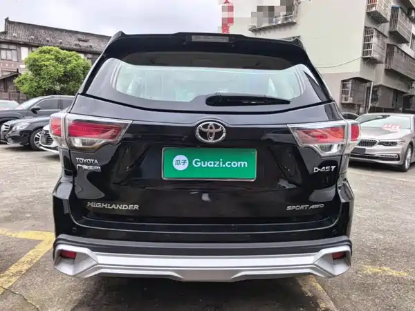 Toyota Highlander 2015