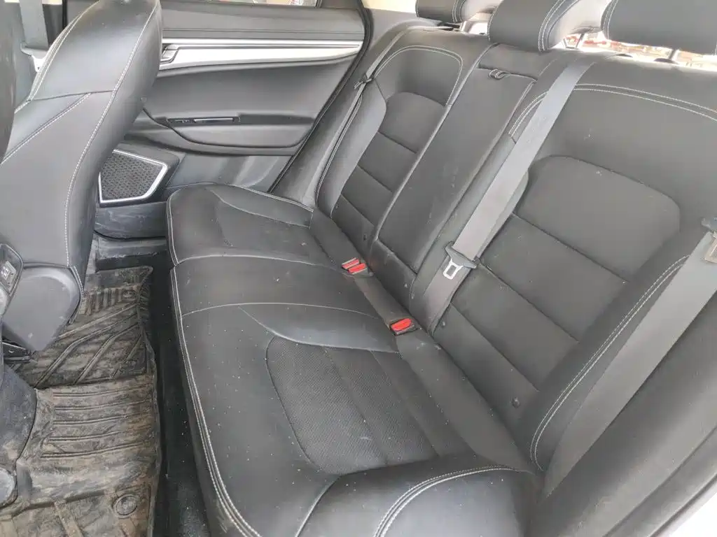Geely Emgrand GS 2019 — фото 13