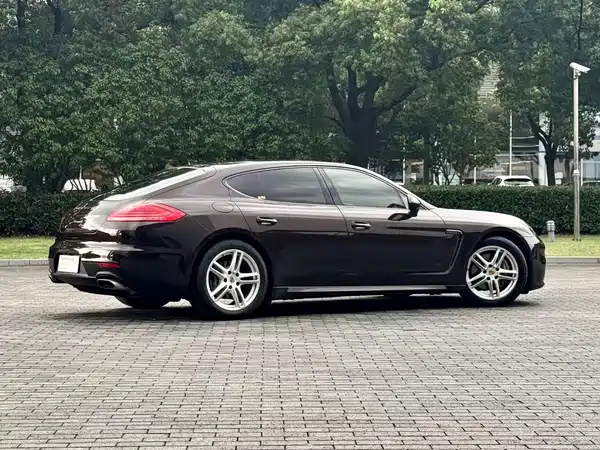 Porsche Panamera 2014
