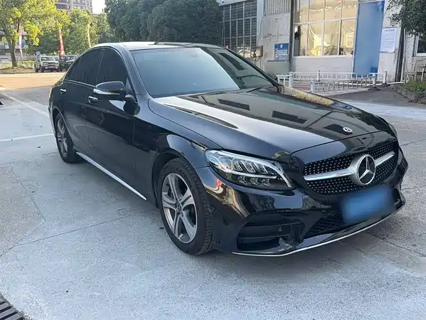 Mercedes-Benz C-Class 2020