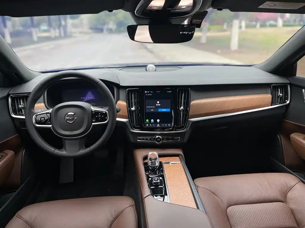 Volvo S90 2023 — фото 12