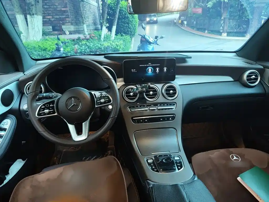 Mercedes-Benz GLC 2021 — фото 13