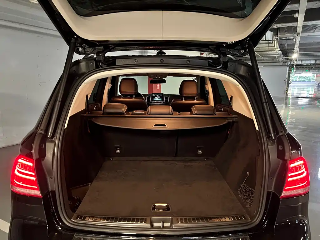 Mercedes-Benz GLE 2016 — фото 14