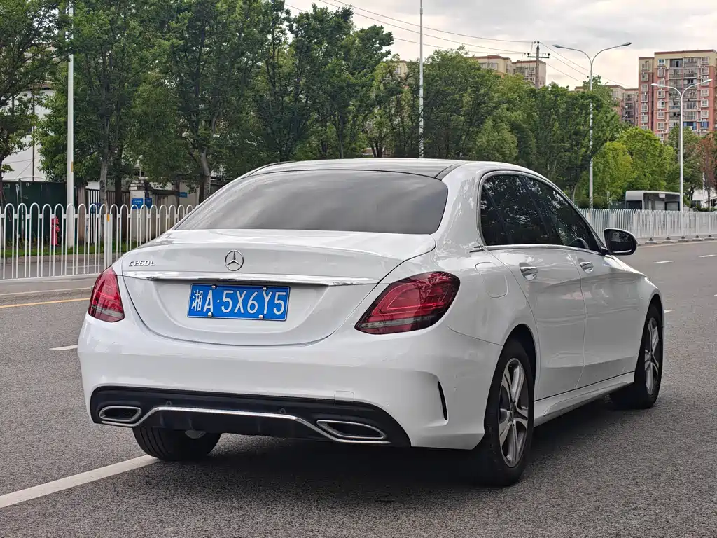 Mercedes-Benz C-Class 2020