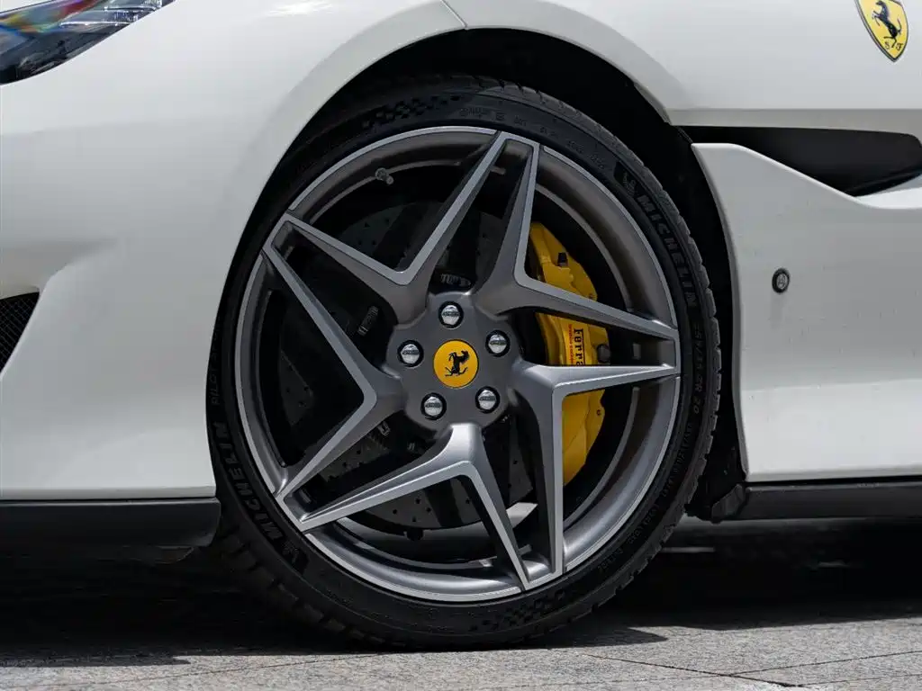 Ferrari Portofino 2019 — фото 8