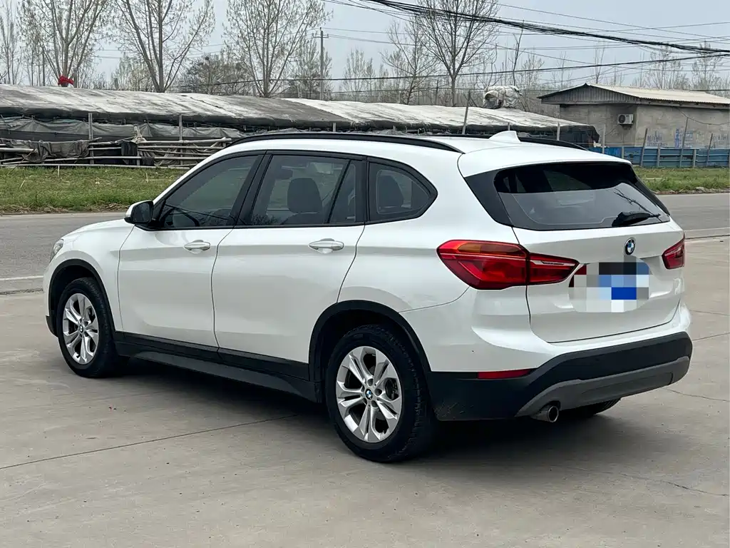BMW X1 2017 — фото 6