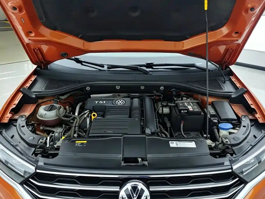 Volkswagen T-Roc 2018 — фото 10