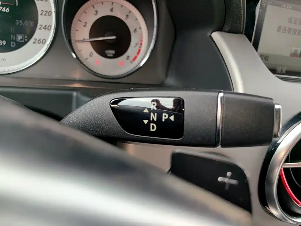 Mercedes-Benz GLK-Class 2015 — фото 14