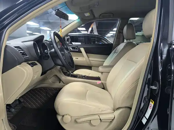 Toyota Highlander 2014