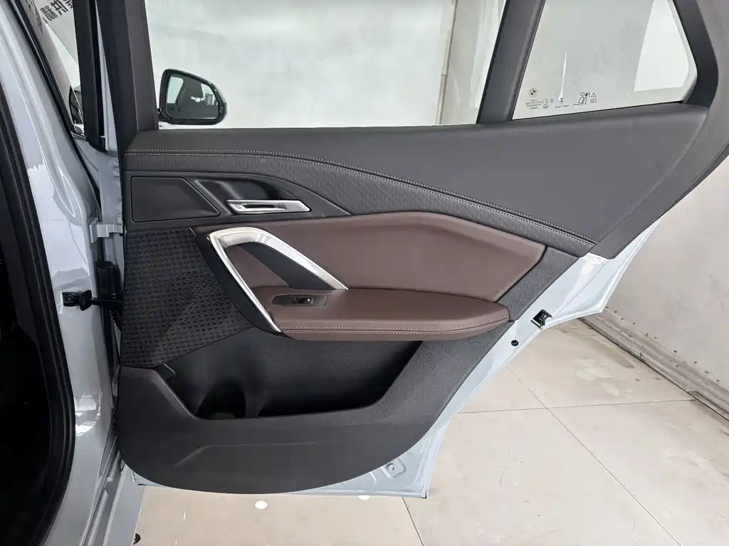 BMW X2 2025 — фото 22