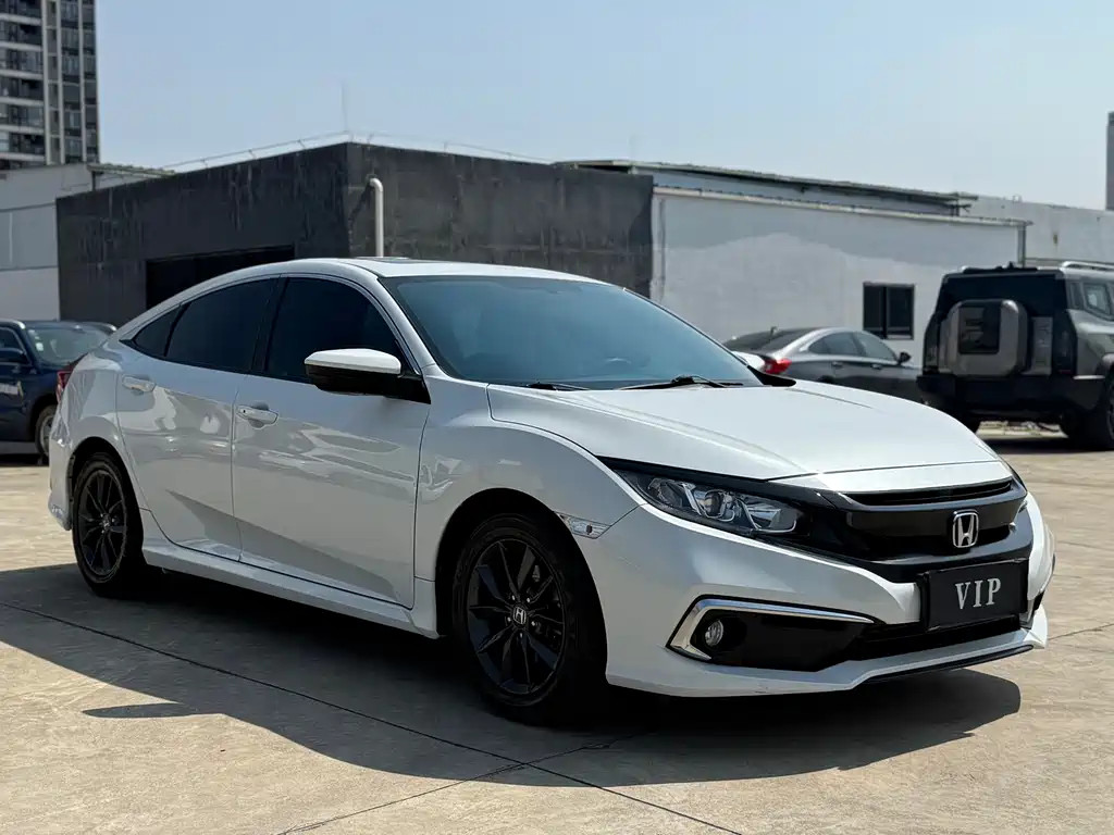 Honda Civic 2019 — фото 3