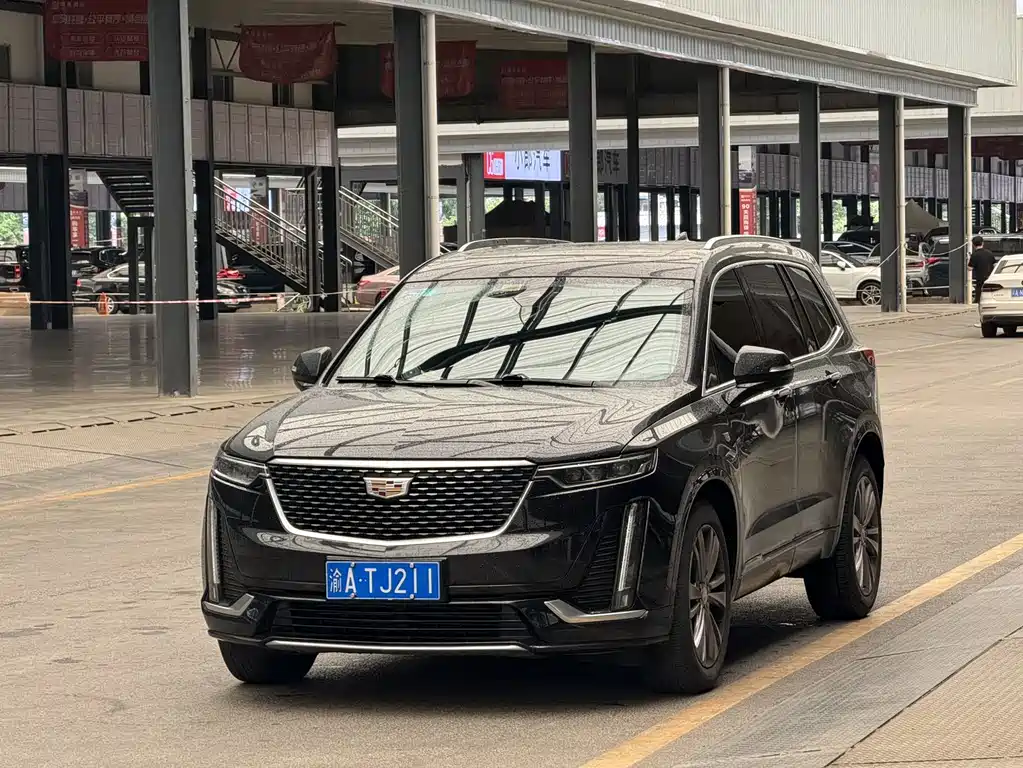 Cadillac XT6 2020 — фото 1