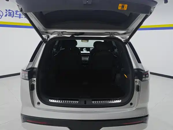 Dongfeng e008 2025