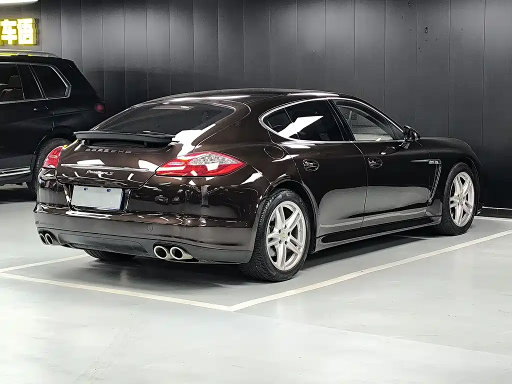 Porsche Panamera 2011 — фото 14