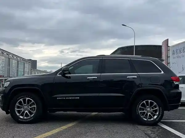 Jeep Grand Cherokee 2015