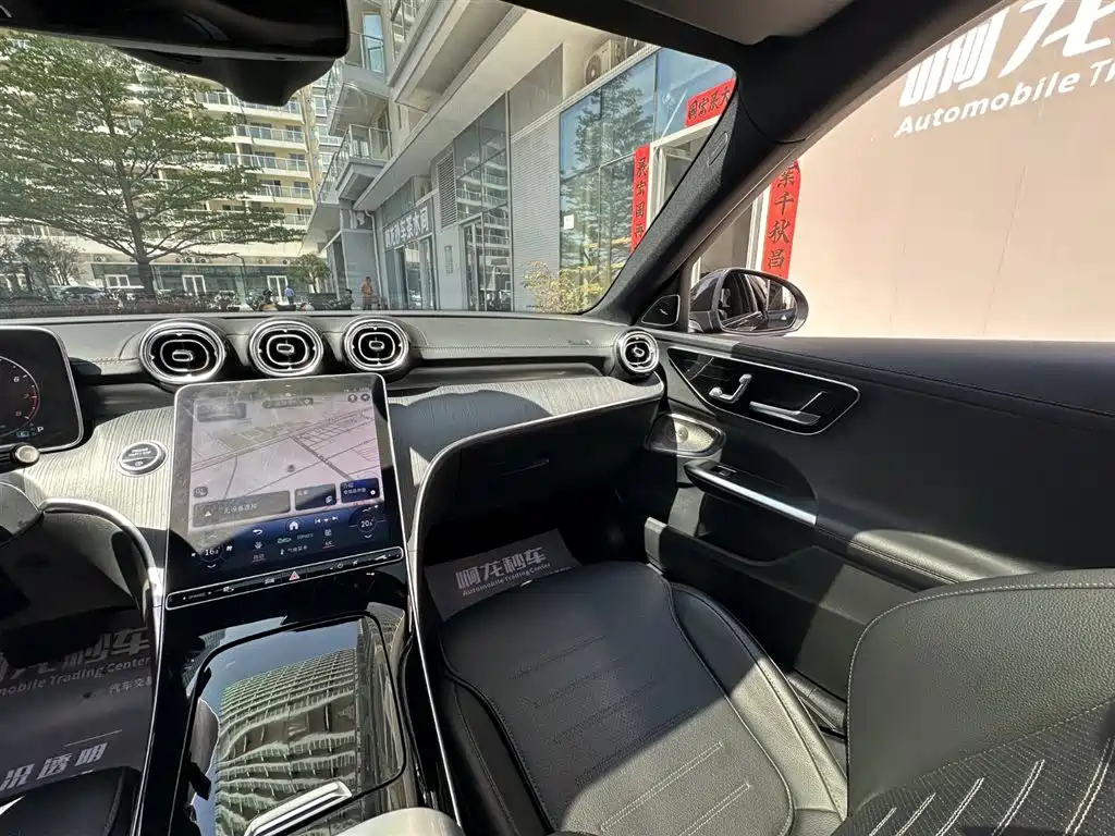 Mercedes-Benz C-Class 2023 — фото 17
